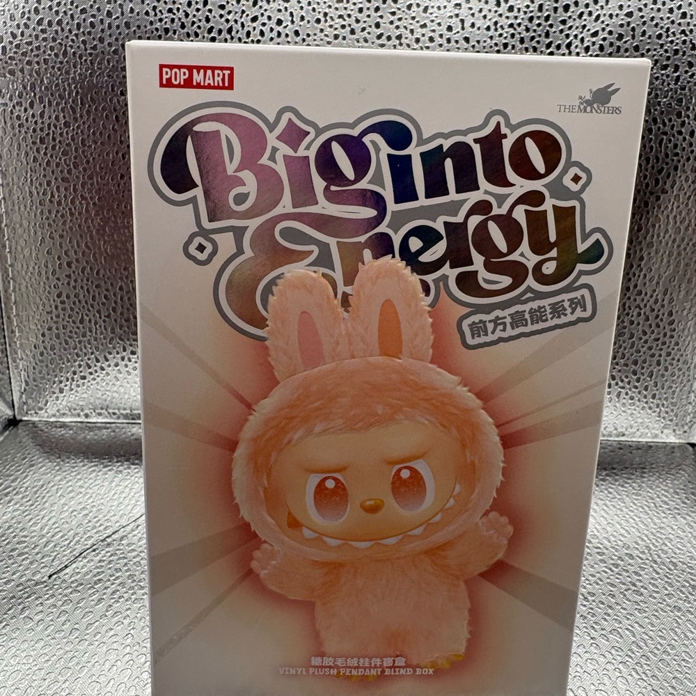 AUTHENTIC MONSTERS Labubu Pop Mart Big Into Energy Blind Box